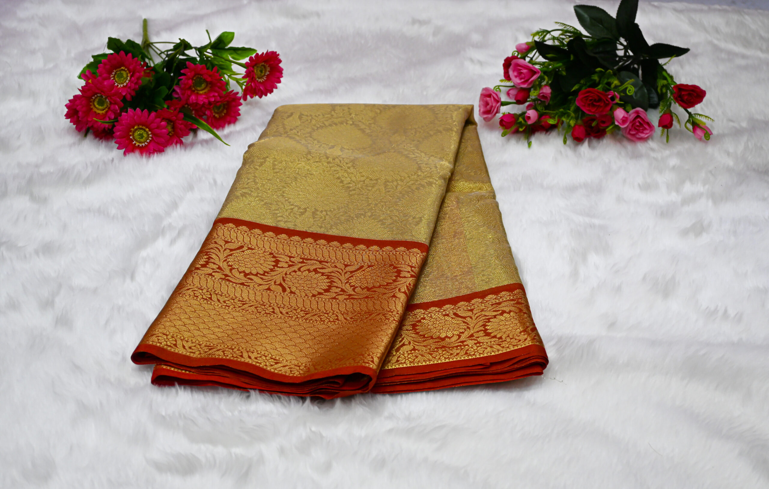Border saree