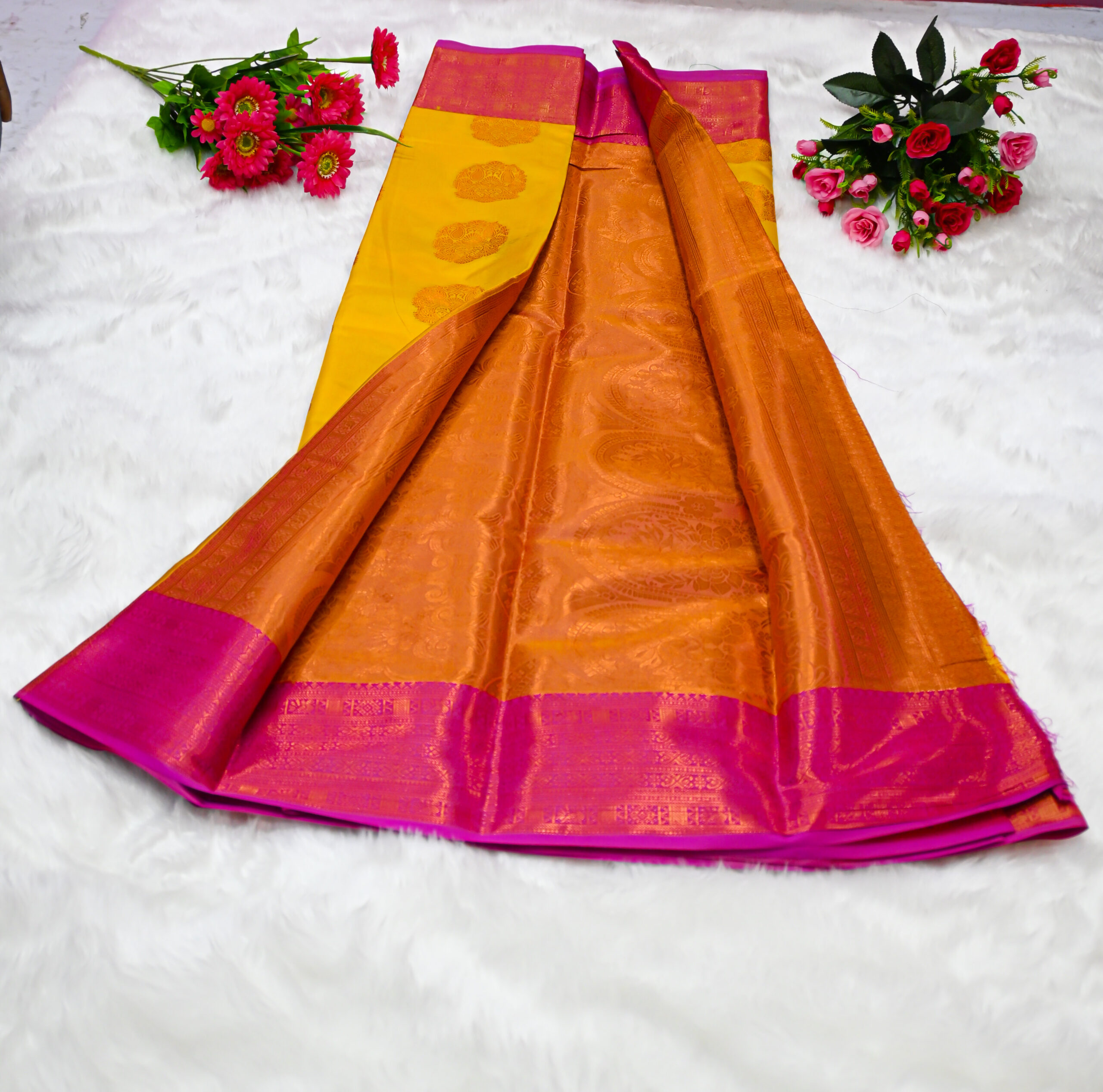 Border saree