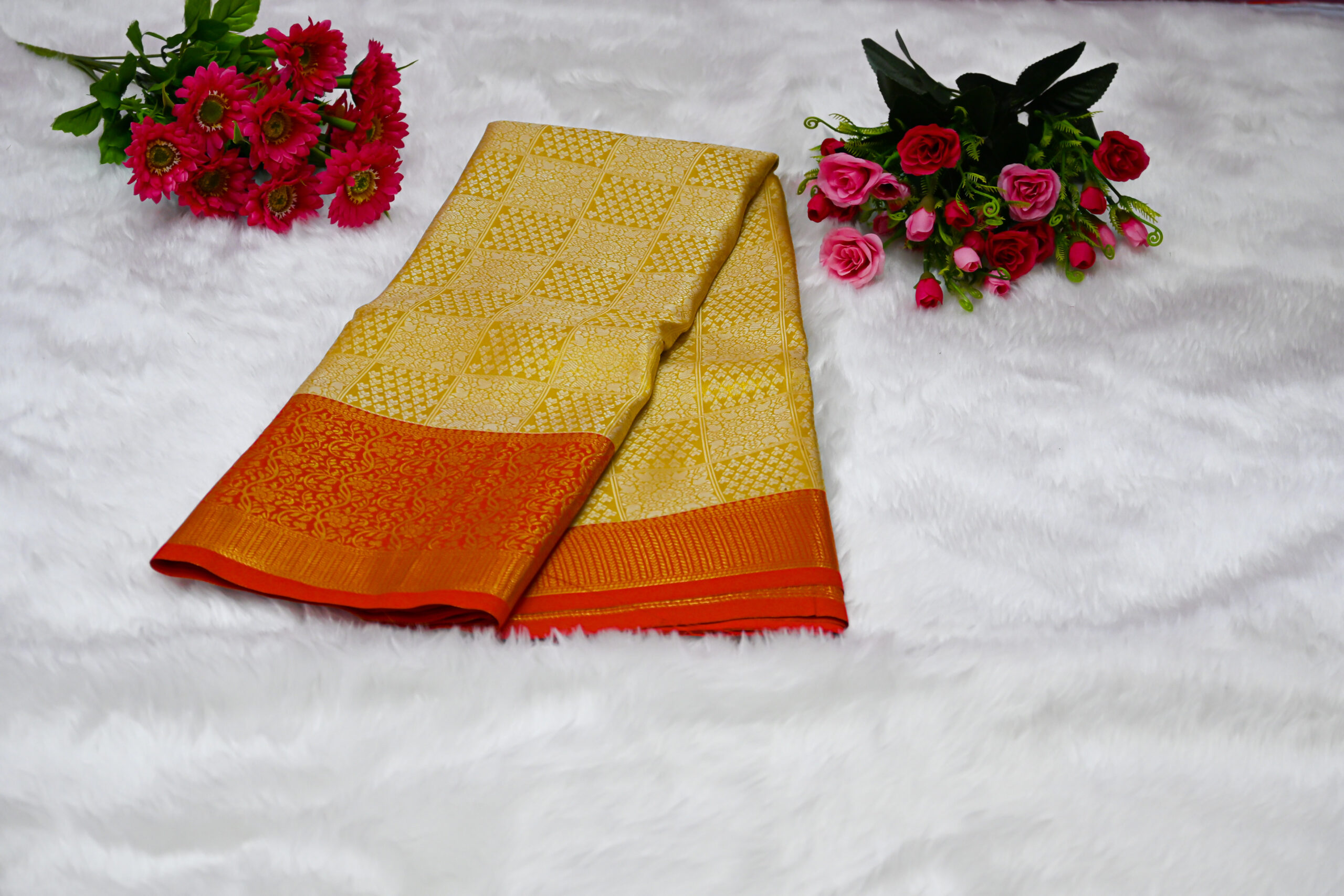 Border saree