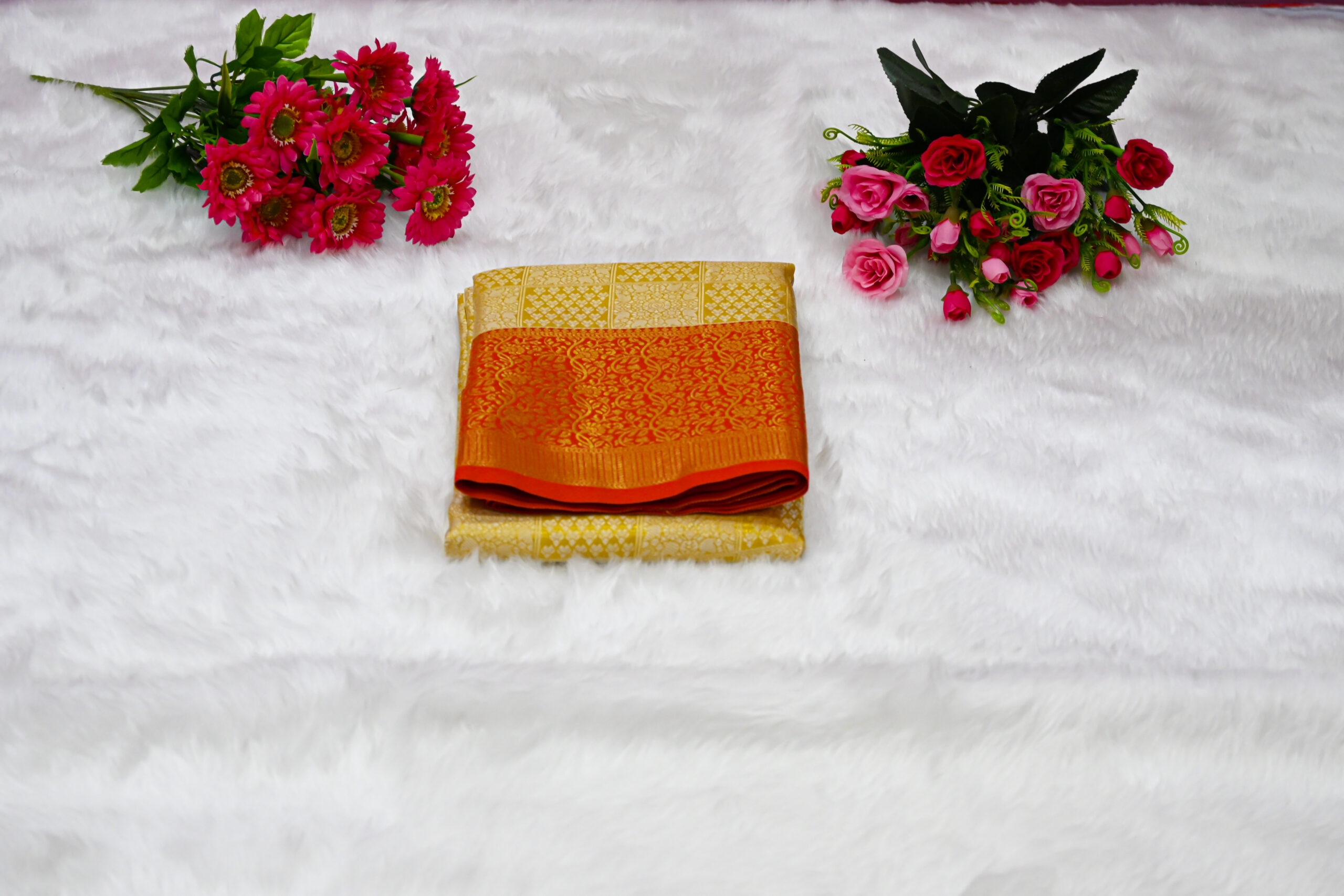 Border saree