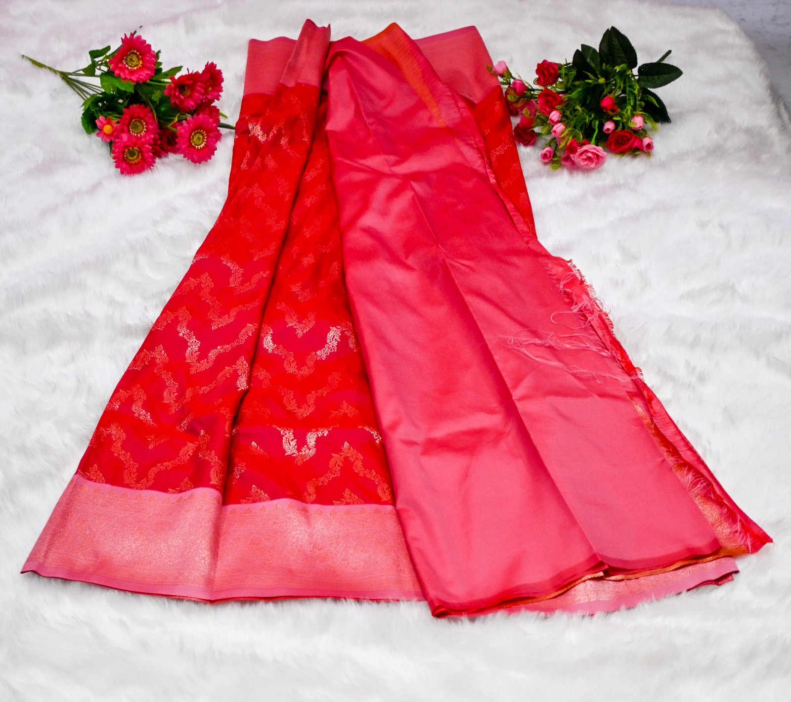 Premium Banarasi Silk Saree with Rich Woven Zari Border & Blouse Piece