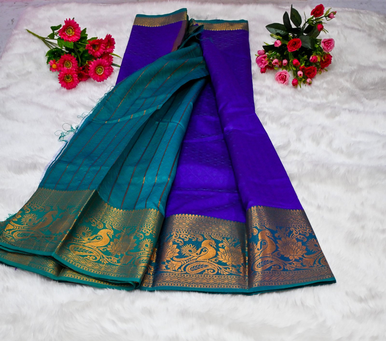 Premium Kanjivaram Pattu Saree – Traditional Rich Woven Zari Border and Blouse