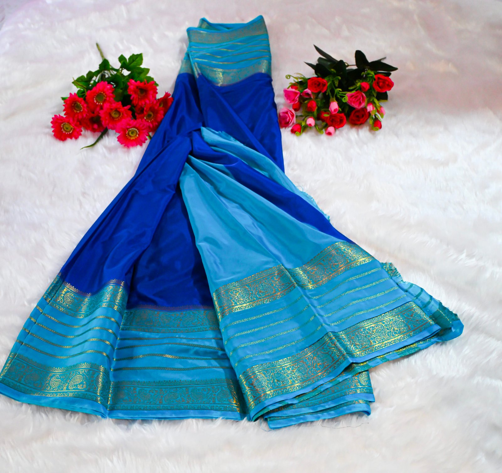 Premium Crepe Saree with Rich Woven Zari Border & Matching Blouse